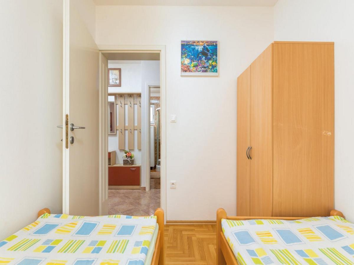 Apartment Dana Fažana Exteriör bild